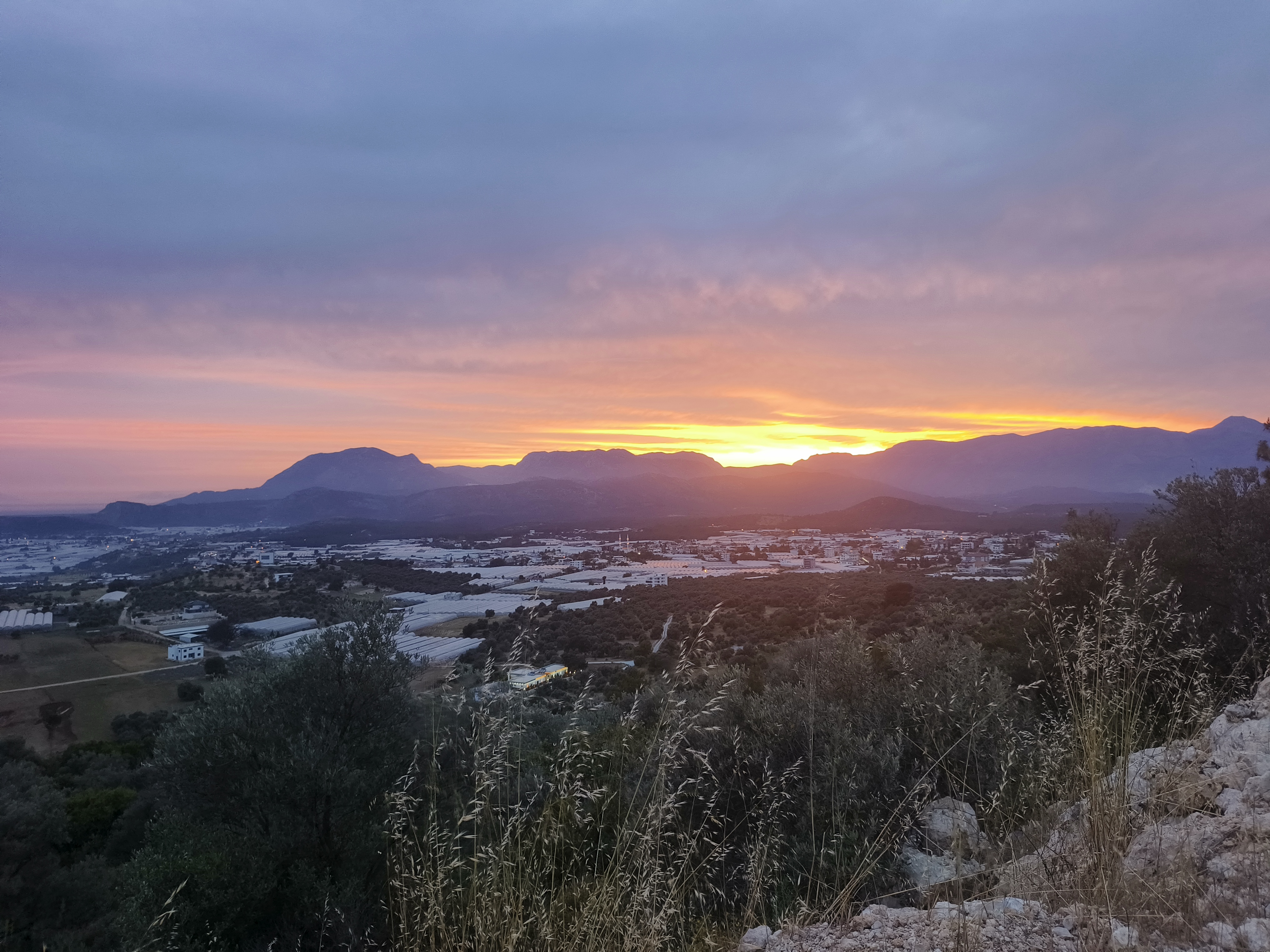 Kaş Çavdır'da Manzaralı Müstakil Tapulu Tarla - 3