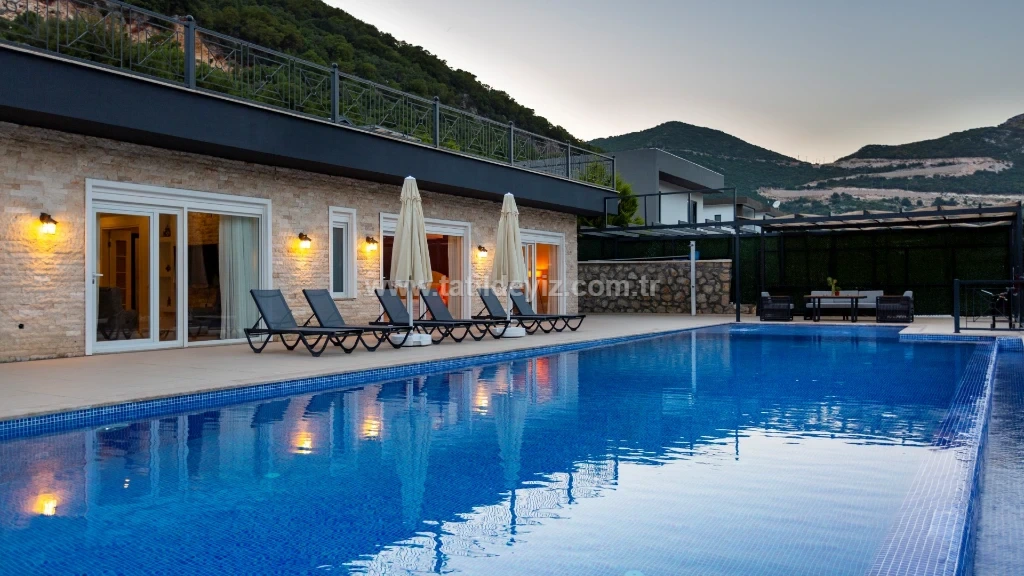 Villa Health - 4