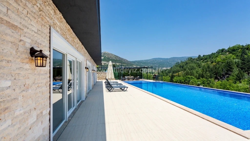 Villa Health - 55